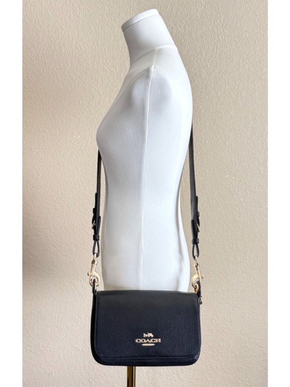 COACH Jess Messenger Bag Small Pebbled Leather Black - Picture 2 of 13